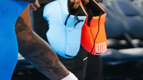 巴塞罗那队即将续签莱万、什琴斯尼和伯纳尔，三人合约更新在即